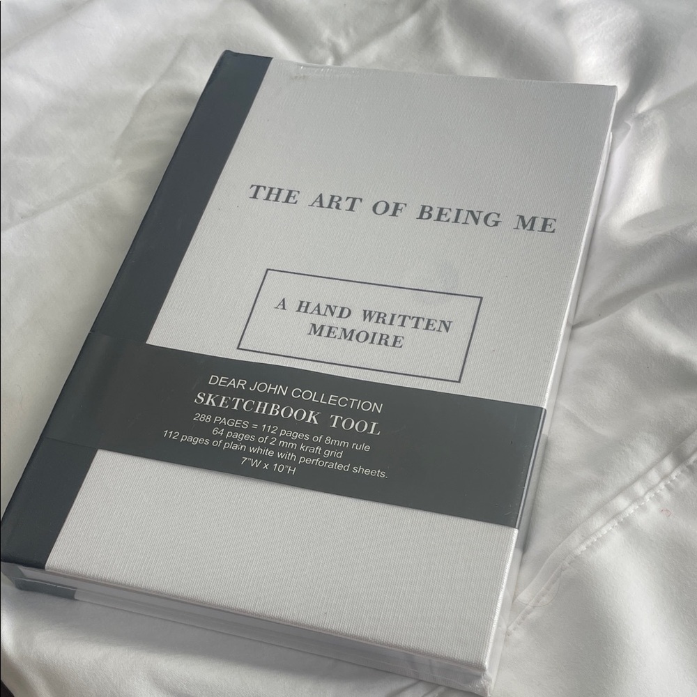 Dear John Collection Sketchbook Tool - White
